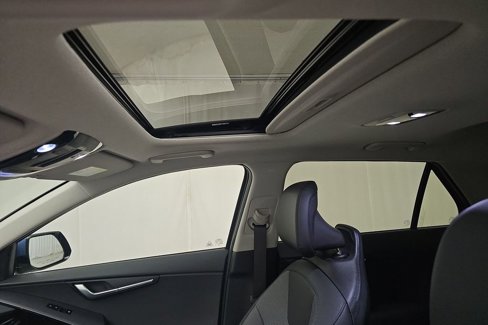 Used 2024 Kia Niro EX Touring image 23