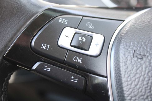Used 2018 Volkswagen Atlas SEL image 31
