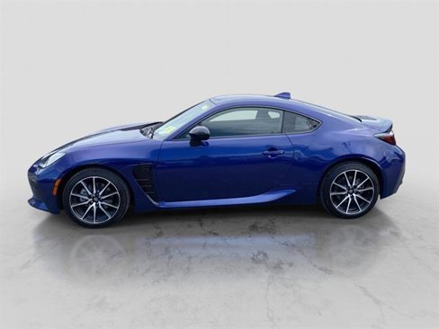 Used 2023 Toyota GR86 image 2