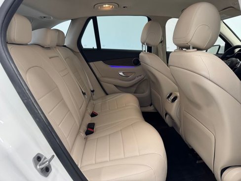 Certified 2022 Mercedes-Benz GLC 300 image 19
