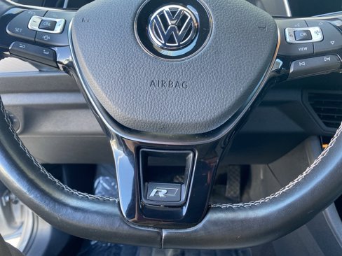 Certified 2021 Volkswagen Jetta R-Line w/ R-Line Cold Weather Package image 19