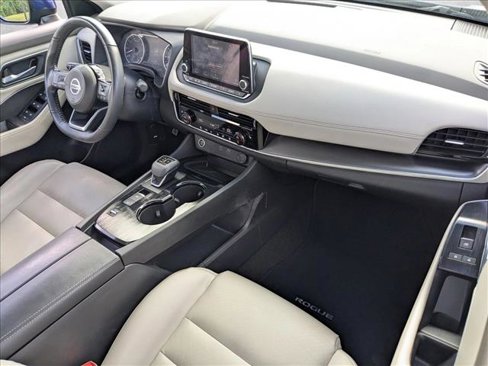 Used 2021 Nissan Rogue SV w/ Premium Package image 19