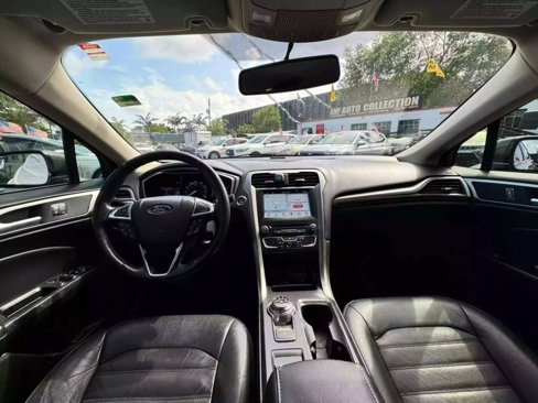 Used 2017 Ford Fusion SE w/ Fusion SE Technology Package image 27