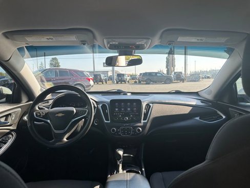 Used 2022 Chevrolet Malibu LT image 21