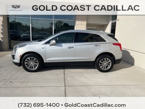 Used 2017 Cadillac XT5 Luxury w/ Driver Awareness Package image 2