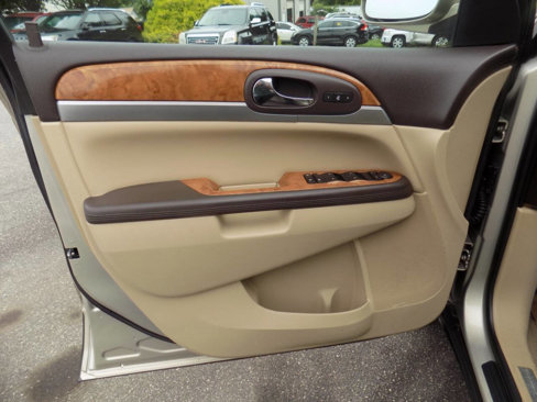 Used 2011 Buick Enclave CXL w/ Trailering Provision Package image 22