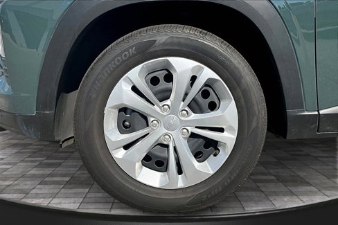 Used 2025 Chevrolet Trax LS image 22