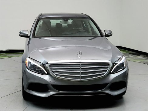 Used 2015 Mercedes-Benz C 300 4MATIC Sedan image 2