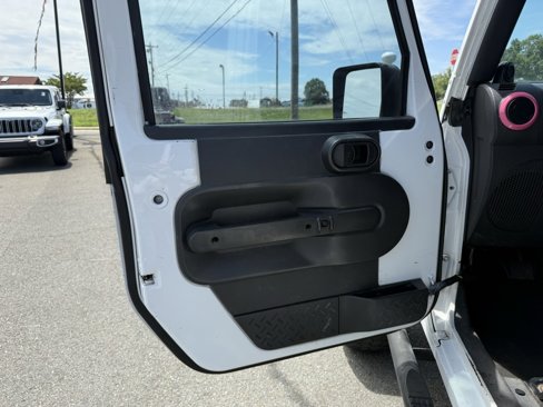 Used 2008 Jeep Wrangler X image 14
