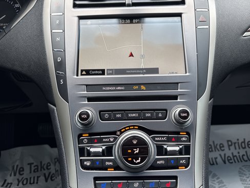 Used 2018 Lincoln MKZ Reserve w/ Climate Package image 26