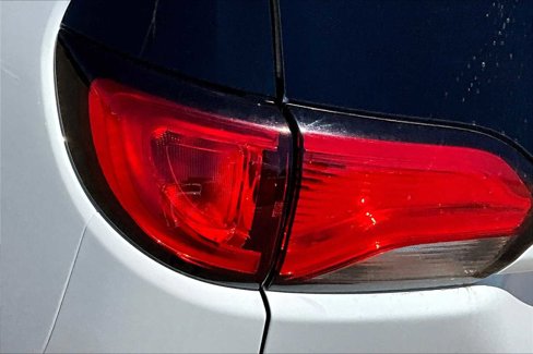 Used 2020 Chrysler Pacifica Touring-L image 29