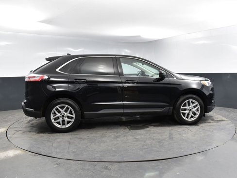 Used 2023 Ford Edge SEL image 12