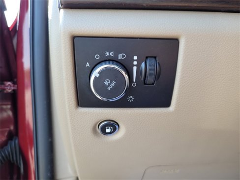Used 2018 Jeep Grand Cherokee Laredo image 31