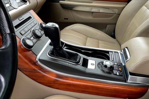 Used 2011 Land Rover Range Rover Sport HSE LUX image 16