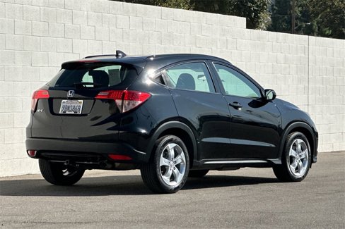 Used 2016 Honda HR-V LX image 8