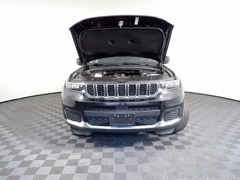 Used 2022 Jeep Grand Cherokee L Laredo w/ Luxury Tech Group I image 5