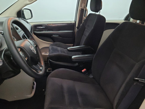 Used 2014 Dodge Grand Caravan American Value Package image 17