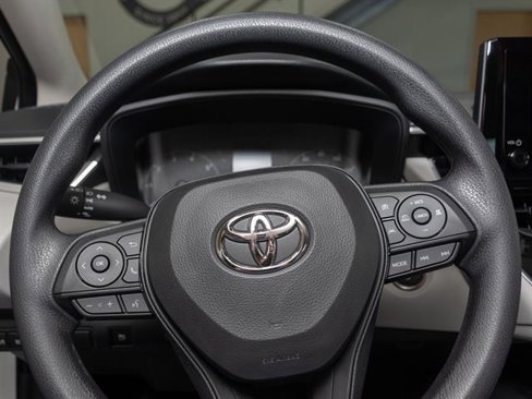 New 2025 Toyota Corolla LE image 10
