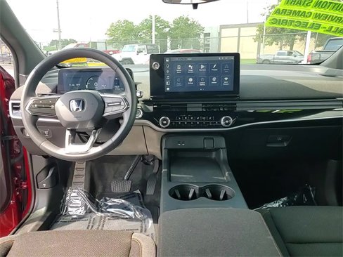 Used 2024 Honda Prologue EX image 12