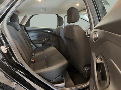 Used 2018 Ford Focus SE image 22