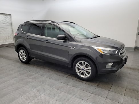 Used 2018 Ford Escape SE image 11