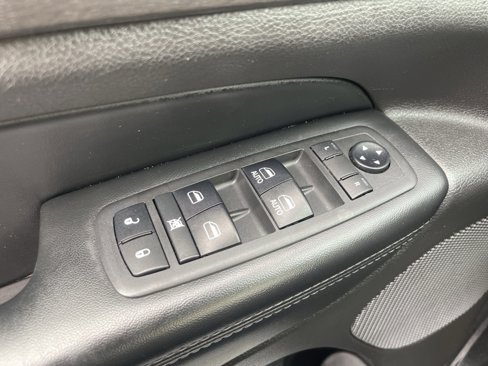 Used 2018 Jeep Grand Cherokee Altitude image 39