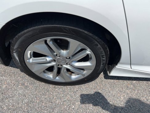 Used 2018 Honda Accord LX image 28