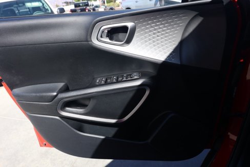 Used 2023 Kia Soul LX w/ LX Technology Package image 23