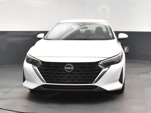 Used 2024 Nissan Sentra SV image 10