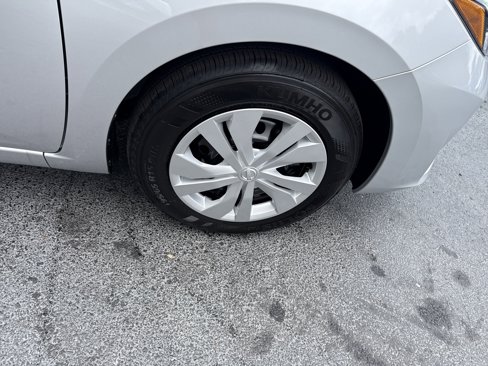 New 2025 Nissan Versa S image 22