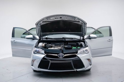 Used 2016 Toyota Camry SE image 29