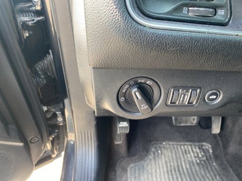 Used 2018 Dodge Challenger SXT Plus image 14