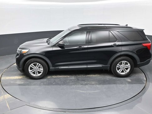 Used 2020 Ford Explorer XLT image 33
