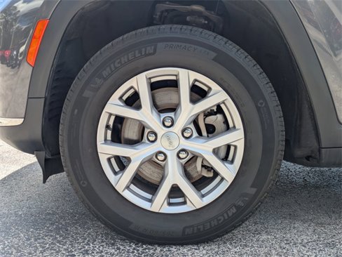 Used 2022 Jeep Grand Cherokee L Limited image 12