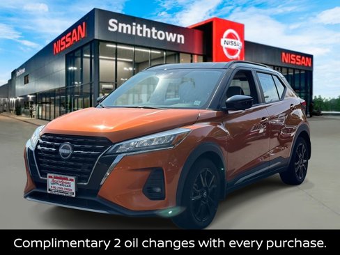 Certified 2022 Nissan Kicks SR w/ Premium Package image 2
