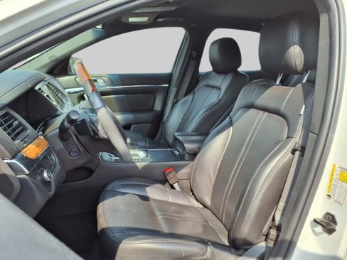 Used 2015 Lincoln MKS AWD image 10