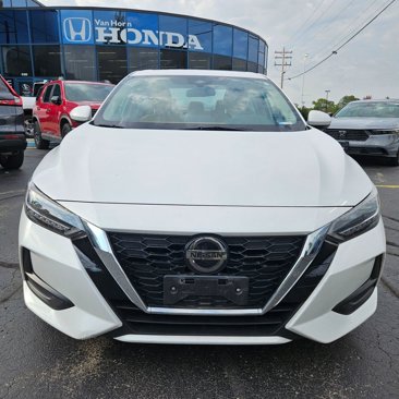 Used 2020 Nissan Sentra SV w/ SV Premium Package image 9