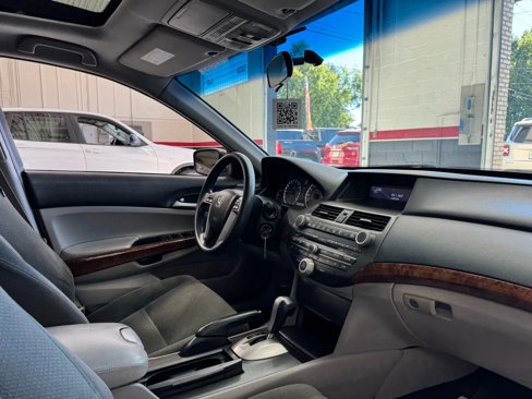 Used 2012 Honda Accord EX image 30