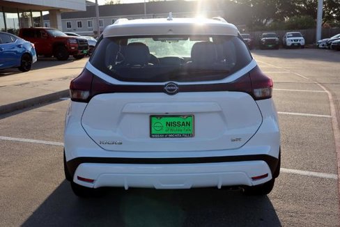 Certified 2024 Nissan Kicks SR w/ SR Premium Package image 7