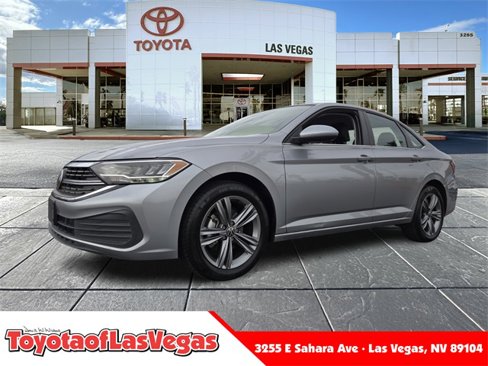 Used 2024 Volkswagen Jetta SE image 1