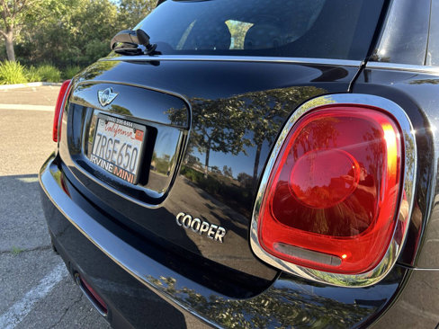 Used 2016 MINI Cooper 4-Door Hardtop image 28