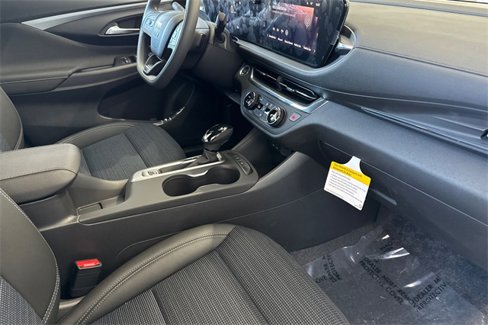 New 2025 Buick Envista Preferred image 17