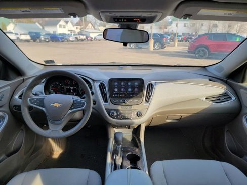 Used 2022 Chevrolet Malibu LT image 17