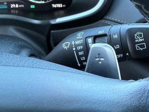 Used 2022 Hyundai Santa Fe SEL Premium image 31