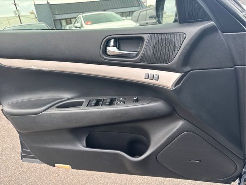 Used 2012 INFINITI G37 x w/ Premium Pkg image 22