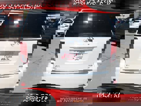 Used 2015 Scion xB image 31