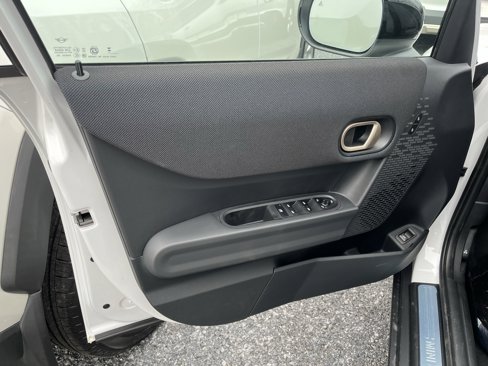 Used 2025 MINI Cooper S image 10