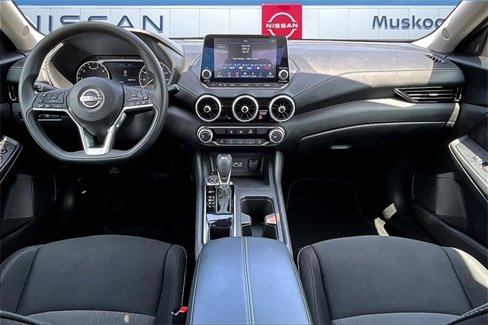 Used 2024 Nissan Sentra SV image 7