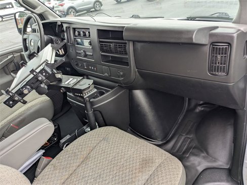 Used 2020 Chevrolet Express 2500 image 32