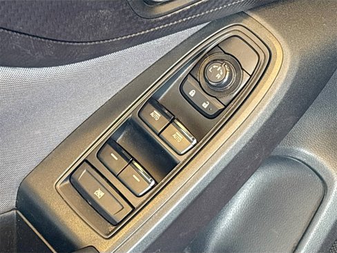 Used 2022 Subaru Impreza 2.0i Sport image 17